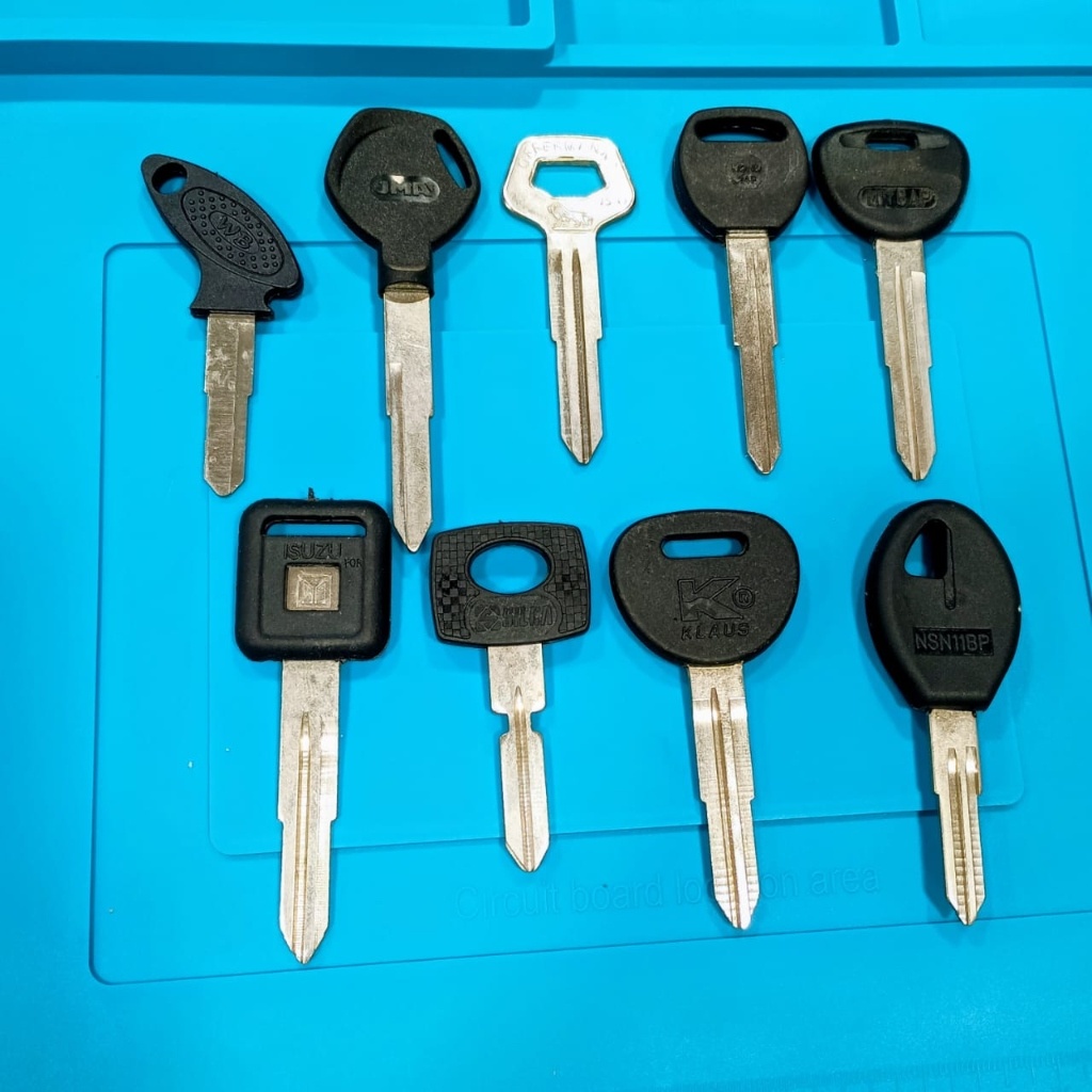 Copia de Llaves de Auto Sin Chip Mecánicas